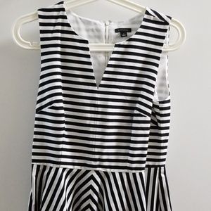 Ann taylor dress size 2